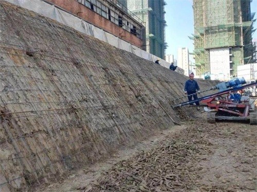 金安建筑边坡支护